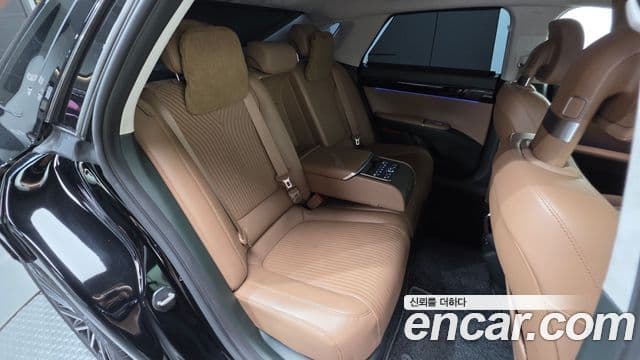 Hyundai Grandeur Hybrid 2023 — Photo 10/45
