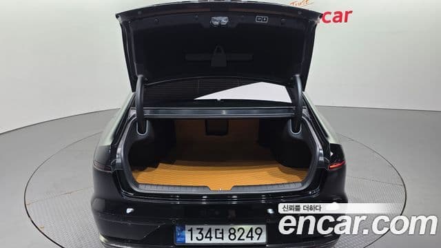 Hyundai Grandeur Hybrid 2023 — Photo 32/45