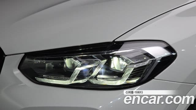 BMW X4 2025 — ფოტო 6/40