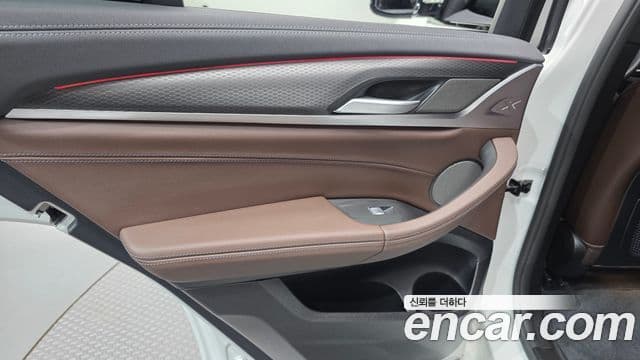 BMW X4 2025 — ფოტო 24/40