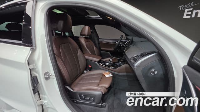 BMW X4 2025 — ფოტო 29/40