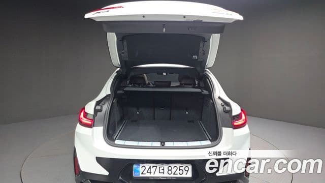 BMW X4 2025 — ფოტო 11/40