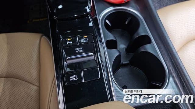 Hyundai Sonata 2019 — Фото 19/20