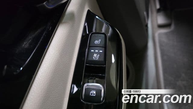 Kia Carnival 2022 — Şəkil 19/20