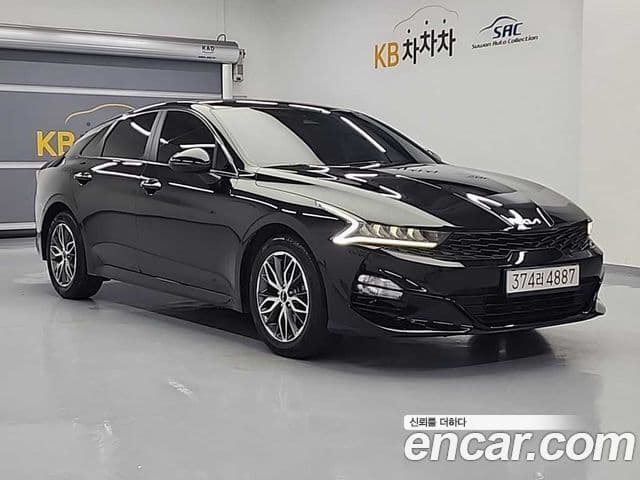 Kia K5 2022 — Şəkil 1/18