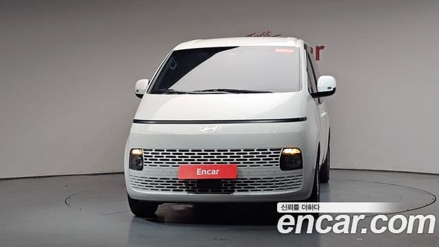 Hyundai Staria 2025 — ფოტო 3/20