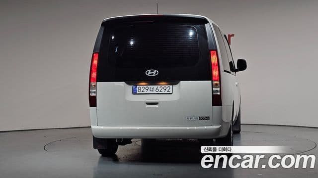 Hyundai Staria 2025 — Şəkil 4/20