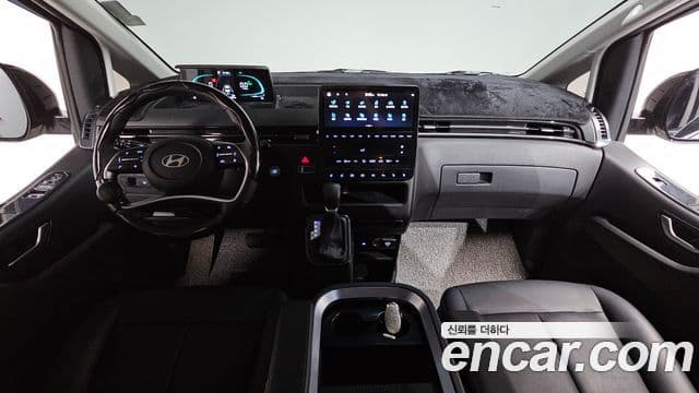 Hyundai Staria 2025 — Şəkil 7/20