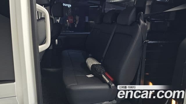 Hyundai Staria 2025 — Şəkil 12/20