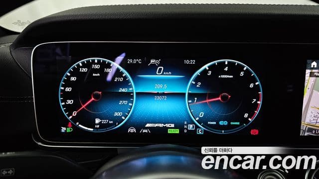 Mercedes-Benz AMG GT 2021 — Фото 7/20