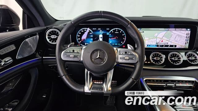 Mercedes-Benz AMG GT 2021 — Фото 13/20