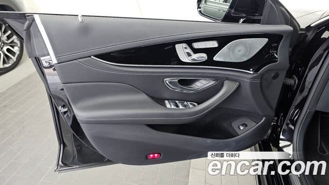 Mercedes-Benz AMG GT 2021 — Photo 21/34
