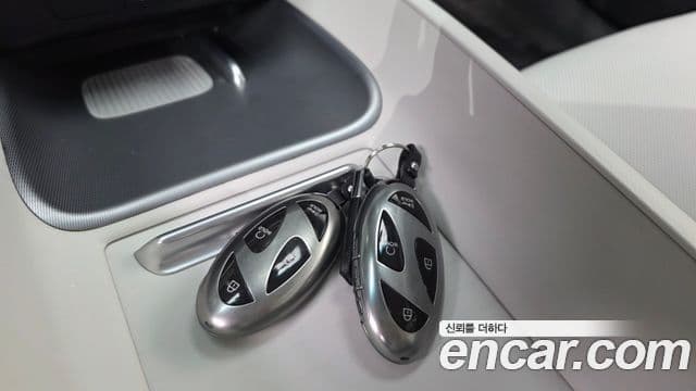 Hyundai Grandeur 2023 — Şəkil 17/20