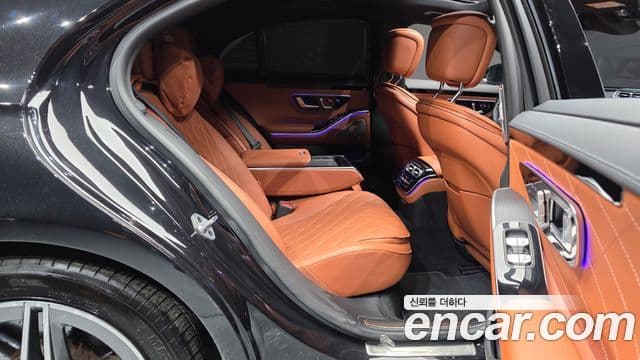 Mercedes-Benz S-Class 2022 — Фото 11/20
