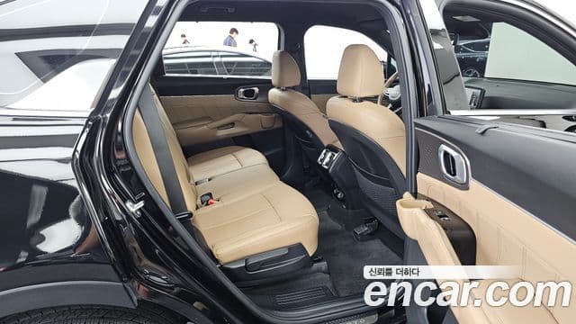 Kia Sorento 2024 — Şəkil 12/20
