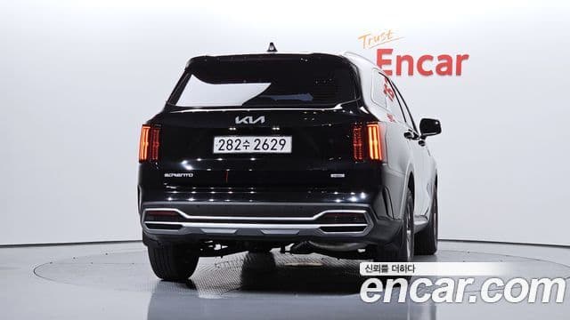 Kia Sorento 2023 — Şəkil 4/20