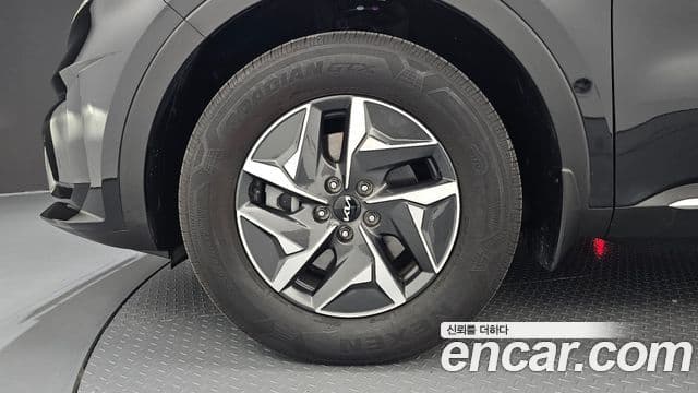 Kia Sorento 2023 — Şəkil 5/20