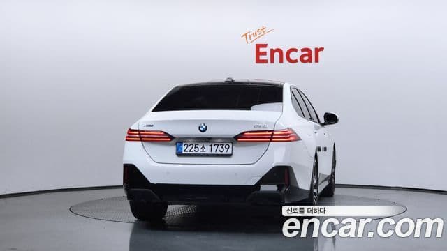BMW 5 Series 2025 — Şəkil 3/20