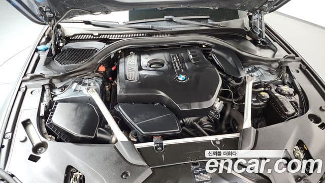 BMW 5 Series 2018 — Şəkil 6/20
