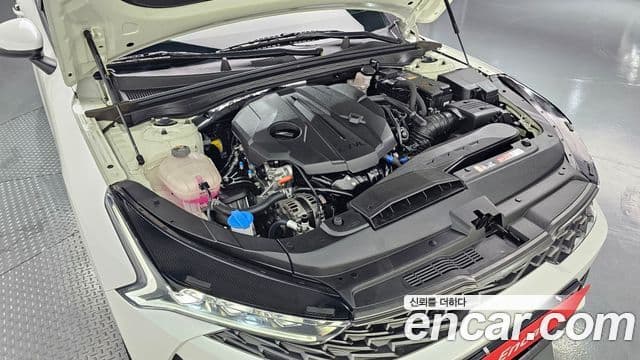 Kia K5 2021 — ფოტო 6/20