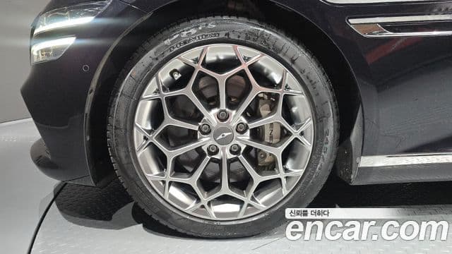 Genesis Electrified G80 2020 — Şəkil 5/20