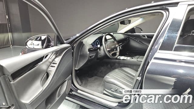Genesis Electrified G80 2020 — Şəkil 10/20