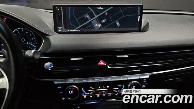 Genesis Electrified G80 2020 — Şəkil 17/20