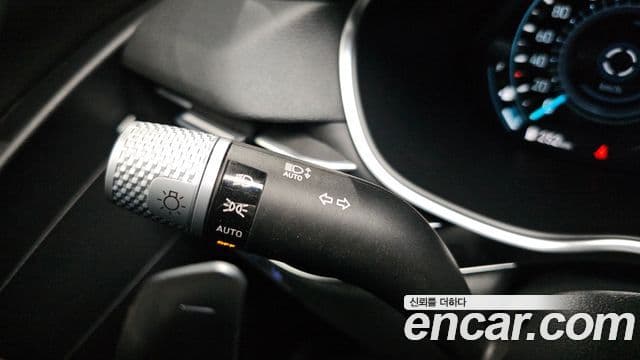 Genesis G80 2020 — Photo 11/35