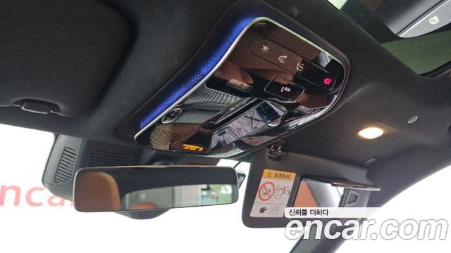 Mercedes-Benz C-Class 2023 — ფოტო 17/20