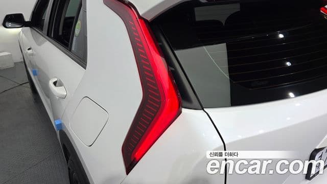 Kia Niro 2022 — Şəkil 2/35