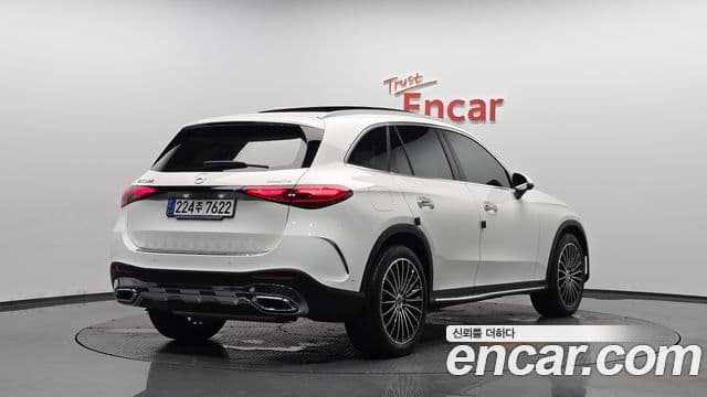 Mercedes-Benz GLC-Class 2024 — ფოტო 2/20