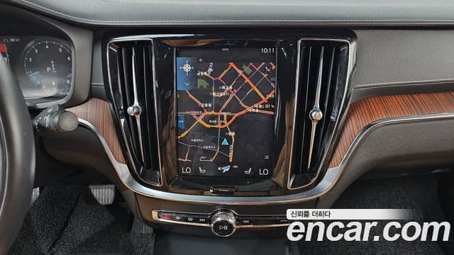 Volvo S60 2020 — Photo 11/20