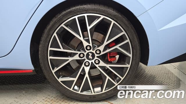 Hyundai The New Avante Hybrid 2022 — Photo 18/35