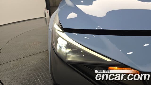 Hyundai The New Avante Hybrid 2022 — Photo 24/35
