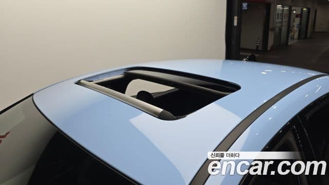 Hyundai The New Avante Hybrid 2022 — Photo 25/35