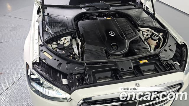 Mercedes-Benz S-Class 2021 — Фото 6/20