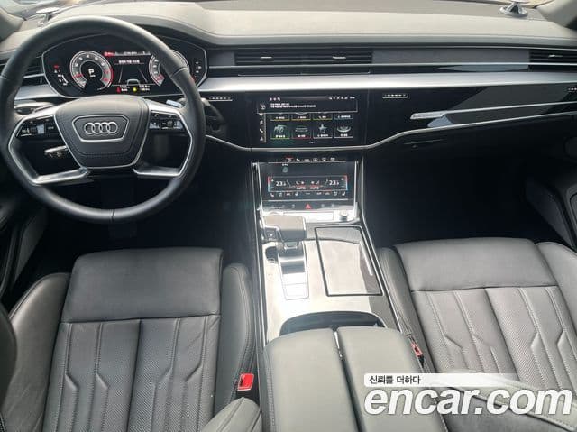 Audi A8 2023 — ფოტო 8/20