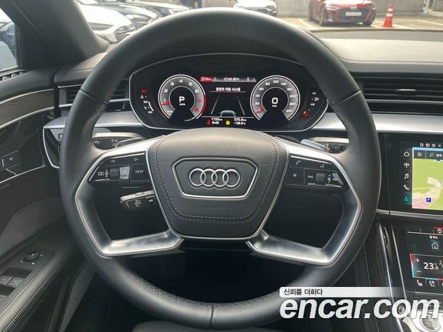 Audi A8 2023 — ფოტო 10/20