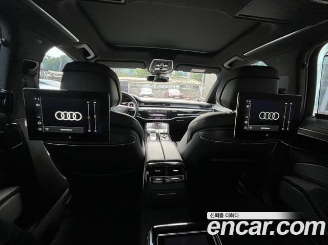 Audi A8 2023 — ფოტო 16/20