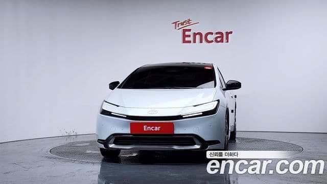 Toyota Prius 2024 — Şəkil 3/20