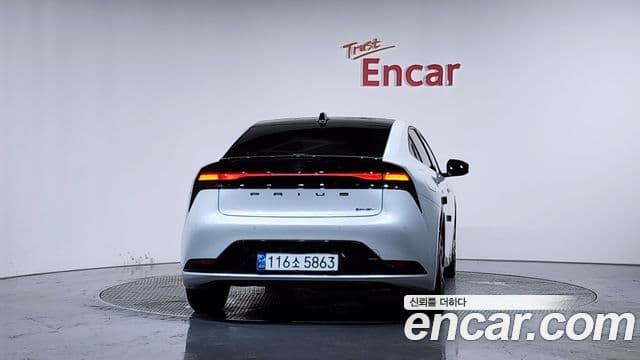 Toyota Prius 2024 — Şəkil 4/20