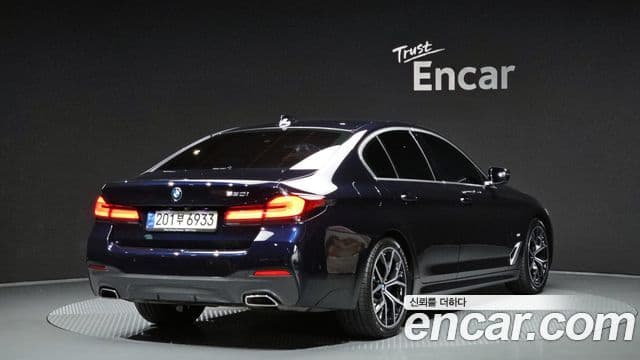 BMW 5 Series 2021 — Şəkil 2/20