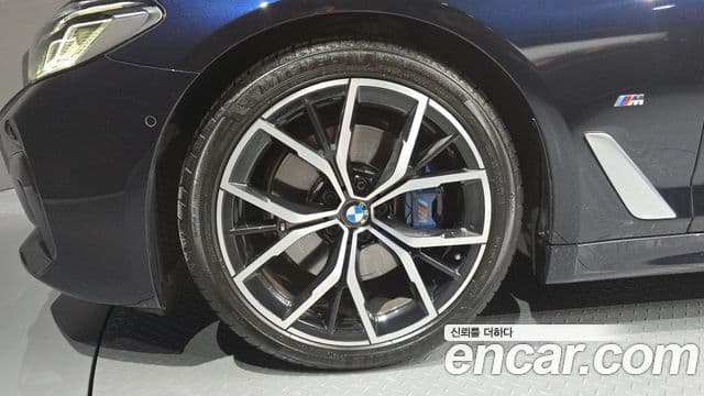 BMW 5 Series 2021 — Şəkil 5/20
