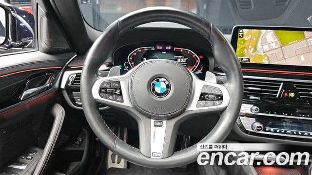 BMW 5 Series 2021 — Şəkil 13/20