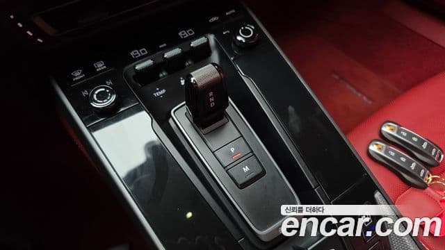 Porsche 911 2024 — Şəkil 9/20