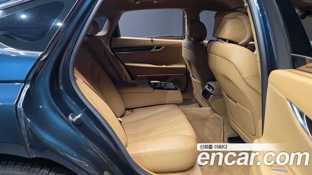 Genesis Electrified G80 2024 — Şəkil 12/20