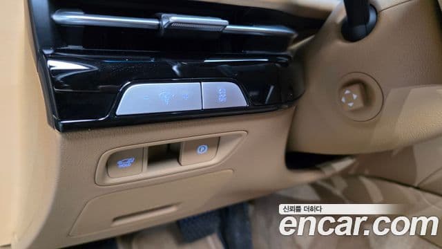 Genesis Electrified G80 2024 — Şəkil 17/20