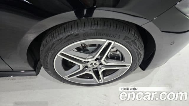 Mercedes-Benz CLA-Class 2025 — ფოტო 4/20