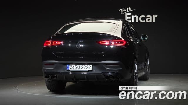 Mercedes-Benz GLE-Class 2023 — Photo 10/20