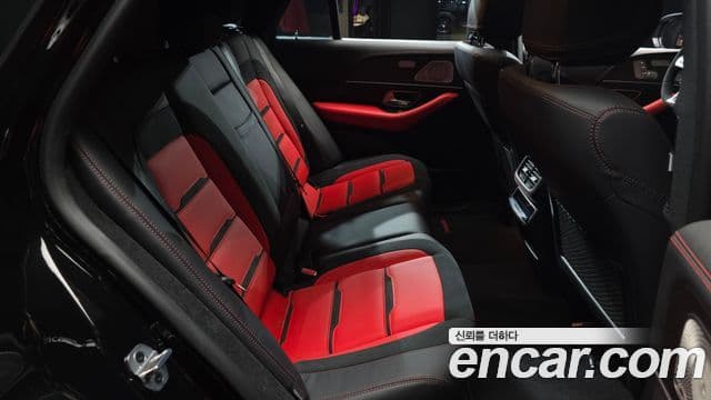 Mercedes-Benz GLE-Class 2023 — Photo 11/20